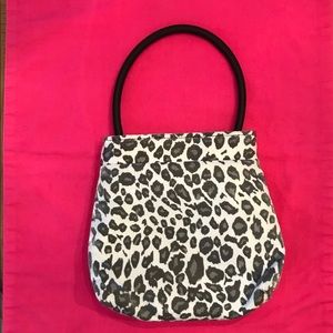 $5❗️Satin Purse. Animal print. Great accessory!